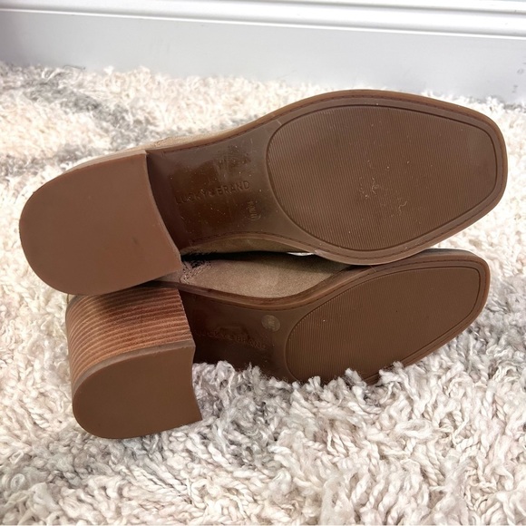 Lucky Brand Womens Walba Taupe Suede Block Heel Ankle Boots - Picture 9 of 9